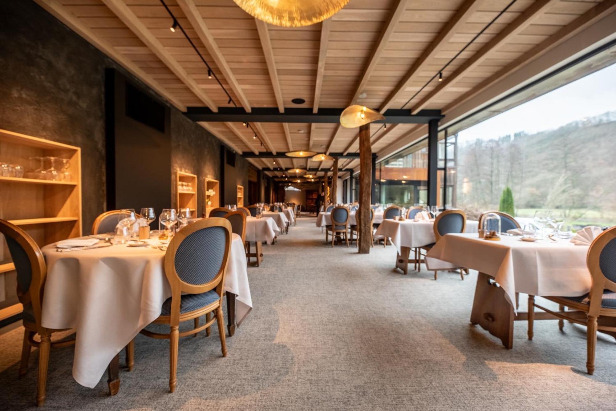 לה רושה - אן - ארדן Hostellerie La Claire Fontaine, Logis Hotels & Spa מראה חיצוני תמונה