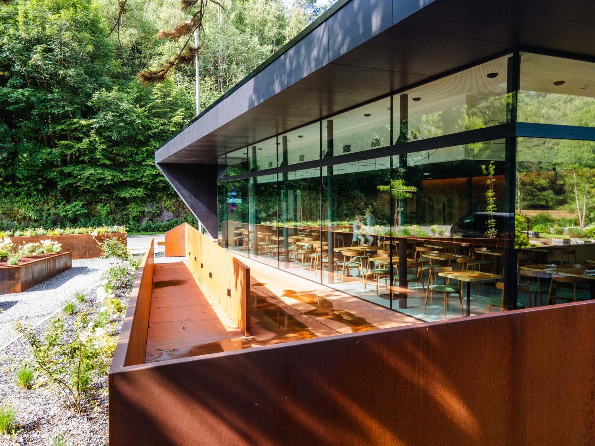 לה רושה - אן - ארדן Hostellerie La Claire Fontaine, Logis Hotels & Spa מראה חיצוני תמונה